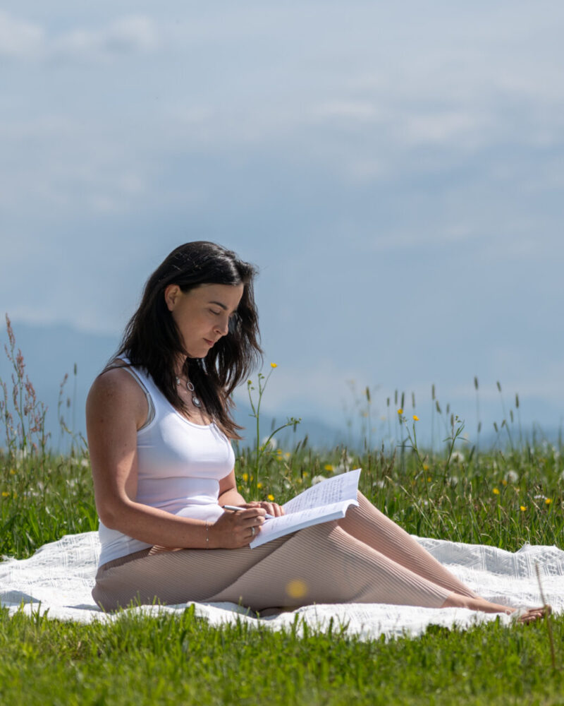 Daniela von Lune and Leaf Daniela beim journaling